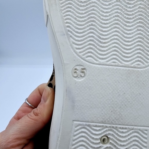 Steve Madden Mailer Knit Leopard Print Slip On Platform Shoes - Picture 9 of 10